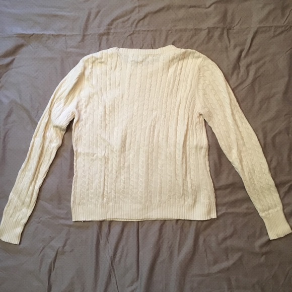 Cream-colored cable-knit sweater - Picture 2 of 4